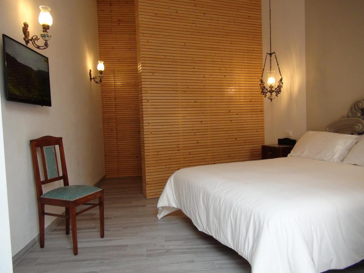 Room 55 Noto Eksteriør billede