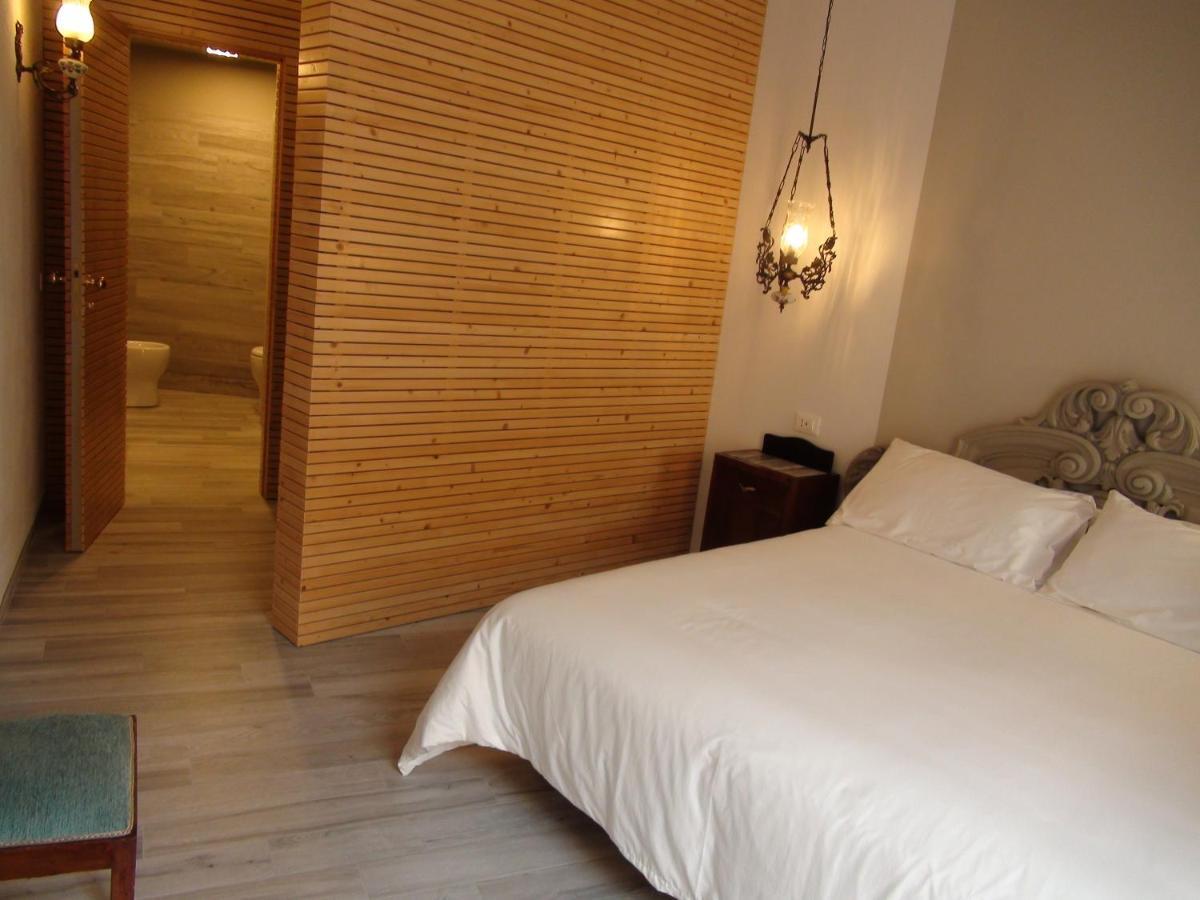 Room 55 Noto Eksteriør billede