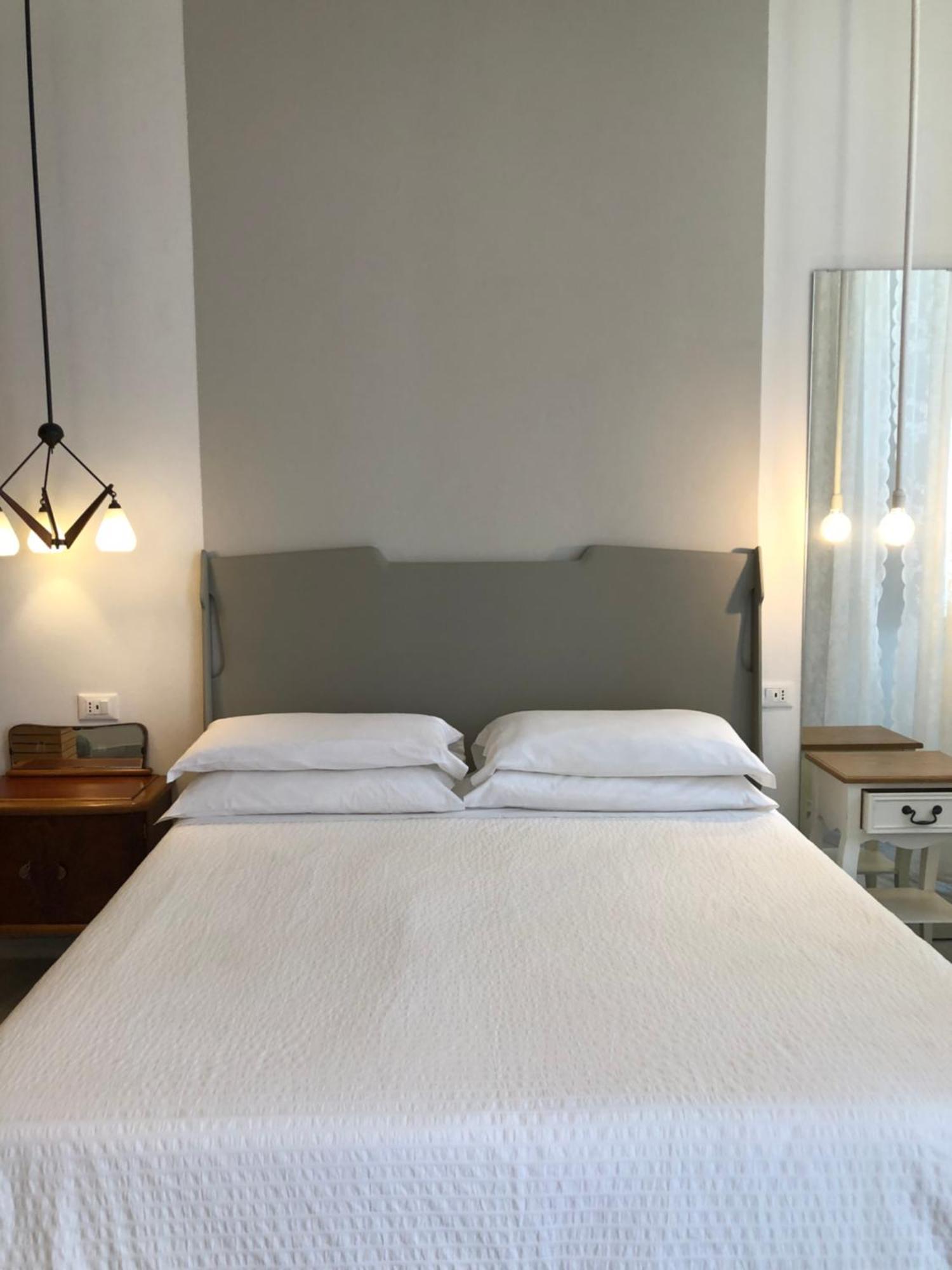 Room 55 Noto Eksteriør billede