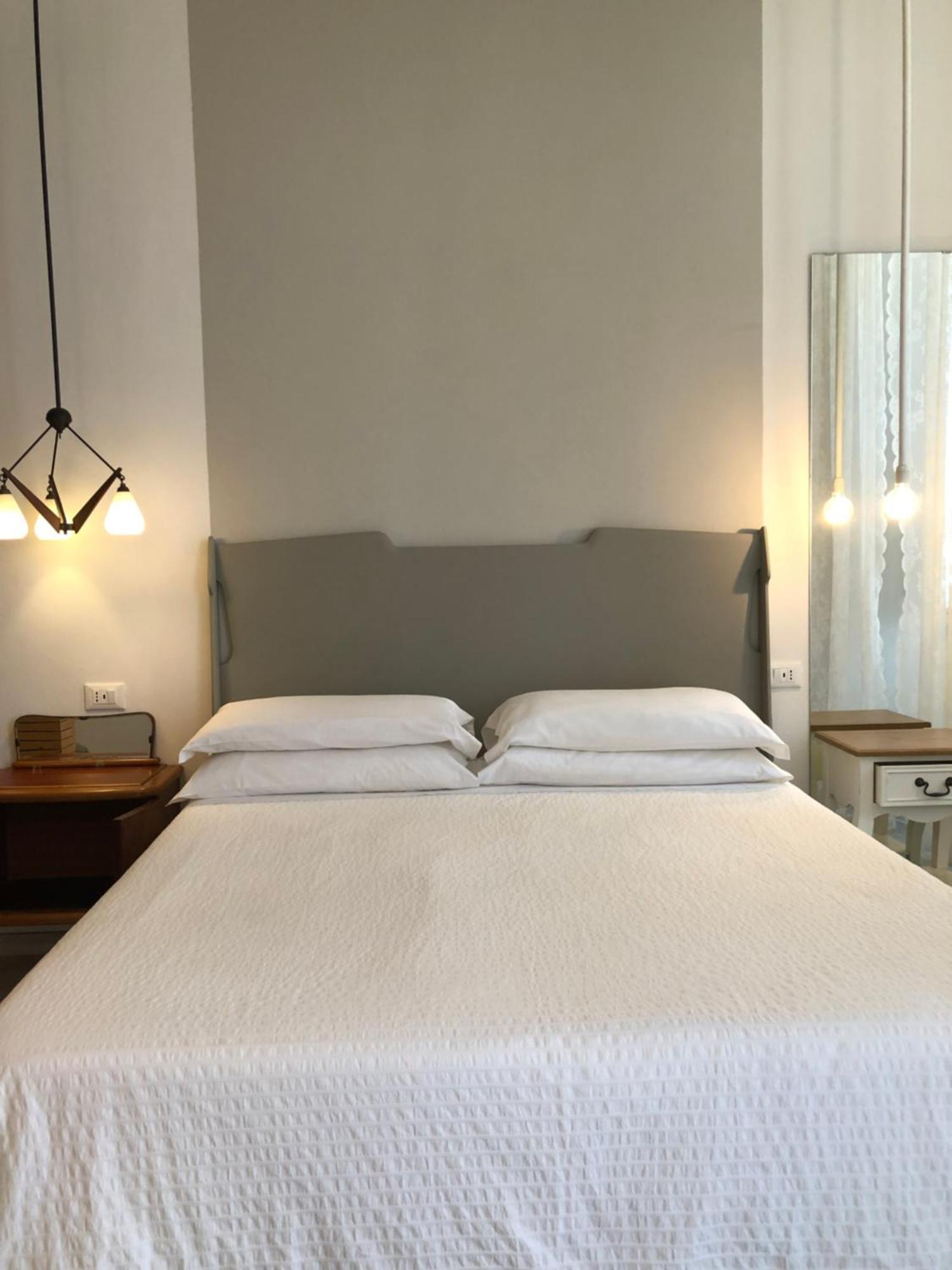 Room 55 Noto Eksteriør billede